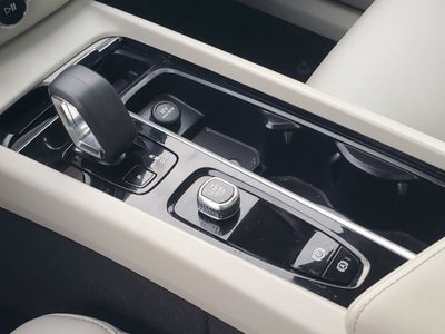 2024 Volvo XC60 B5 Core