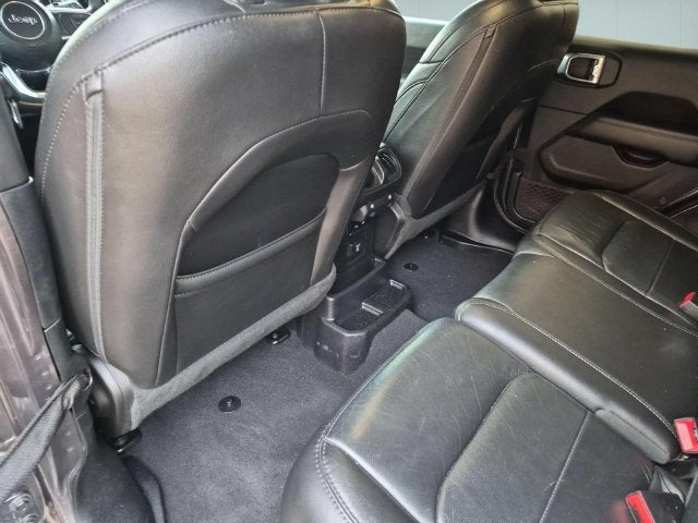 2019 Jeep Wrangler Unlimited Sahara Altitude 4x4