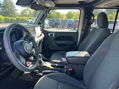 2024 Jeep Wrangler 4-Door Willys 4x4