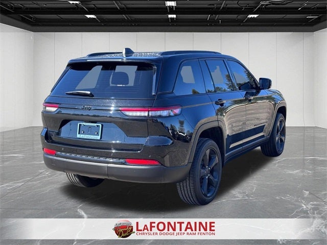 2025 Jeep Grand Cherokee Altitude X 4x4