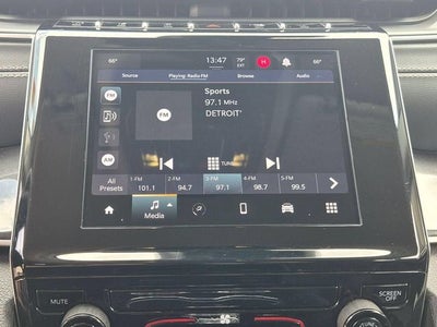 2023 Jeep Grand Cherokee Laredo 4x4