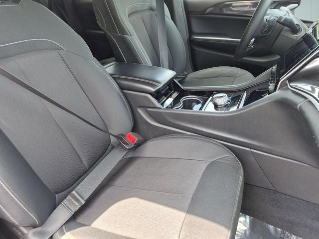 2023 Jeep Grand Cherokee Laredo 4x4