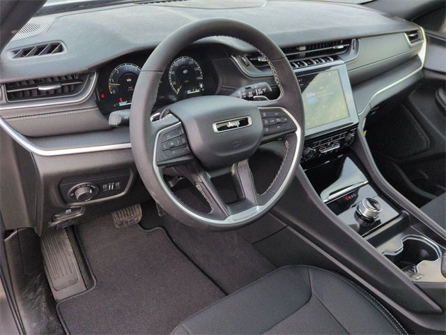 2026 Jeep Grand Cherokee GRAND CHEROKEE LAREDO X 4X4