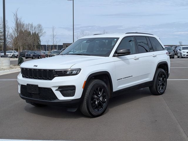 2025 Jeep Grand Cherokee Altitude 4x4