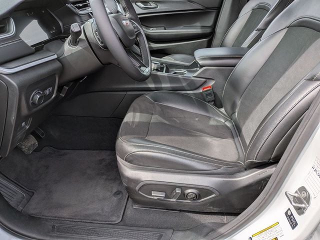 2025 Jeep Grand Cherokee Altitude 4x4