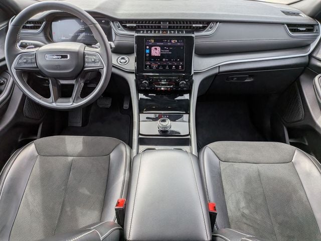 2025 Jeep Grand Cherokee Altitude 4x4