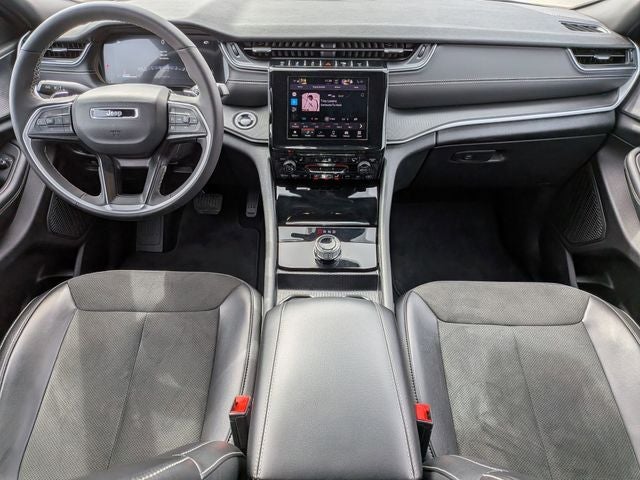 2025 Jeep Grand Cherokee Altitude 4x4