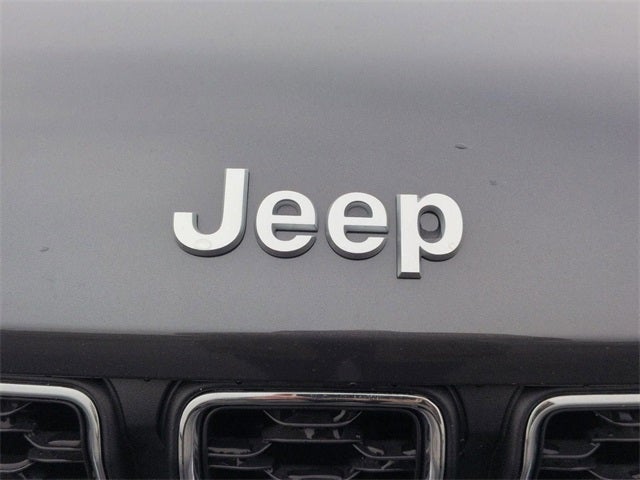 2026 Jeep Grand Cherokee GRAND CHEROKEE LAREDO X 4X4