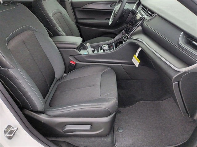 2026 Jeep Grand Cherokee GRAND CHEROKEE LAREDO X 4X4