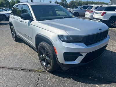 2024 Jeep Grand Cherokee Altitude