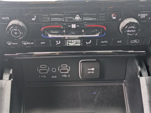 2025 Jeep Grand Cherokee Laredo X 4x4