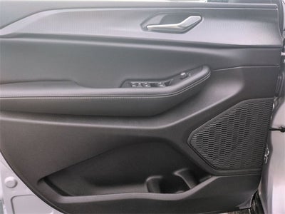 2026 Jeep Grand Cherokee GRAND CHEROKEE LAREDO X 4X4