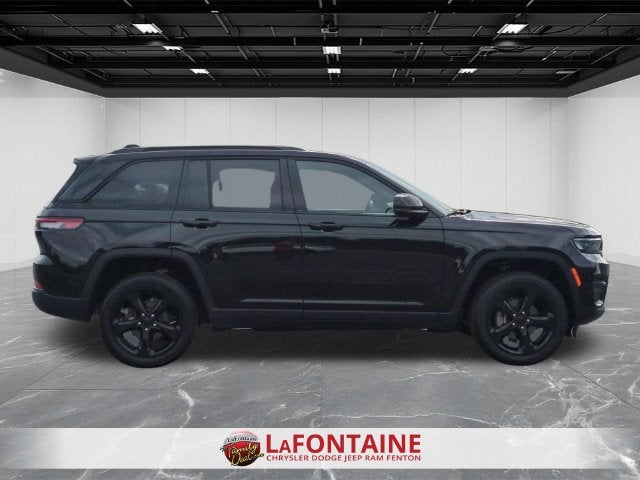 2023 Jeep Grand Cherokee Altitude 4x4