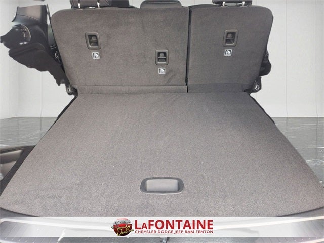 2026 Jeep Grand Cherokee GRAND CHEROKEE LAREDO X 4X4