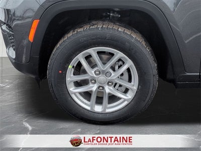 2026 Jeep Grand Cherokee GRAND CHEROKEE LAREDO X 4X4