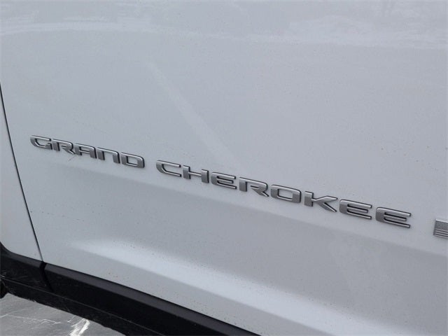 2026 Jeep Grand Cherokee GRAND CHEROKEE LAREDO X 4X4