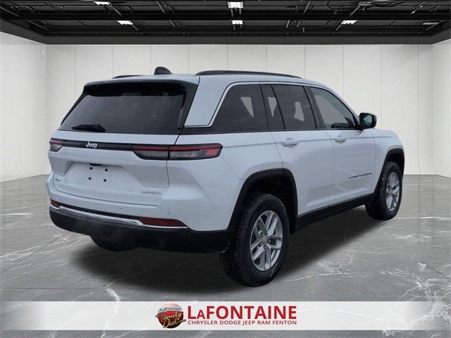 2026 Jeep Grand Cherokee GRAND CHEROKEE LAREDO X 4X4