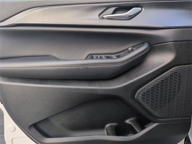 2026 Jeep Grand Cherokee GRAND CHEROKEE LAREDO X 4X4