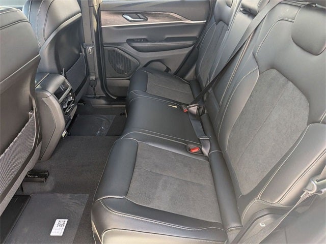 2026 Jeep Grand Cherokee GRAND CHEROKEE ALTITUDE 4X4