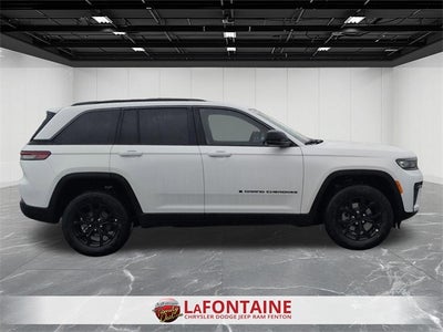 2026 Jeep Grand Cherokee GRAND CHEROKEE LAREDO ALTITUDE 4X4