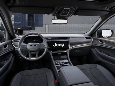 2026 Jeep Grand Cherokee Laredo Altitude