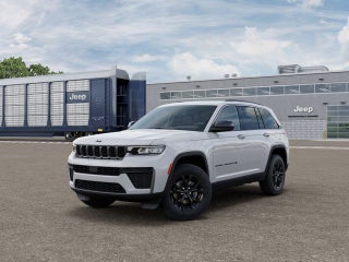 2026 Jeep Grand Cherokee Laredo Altitude