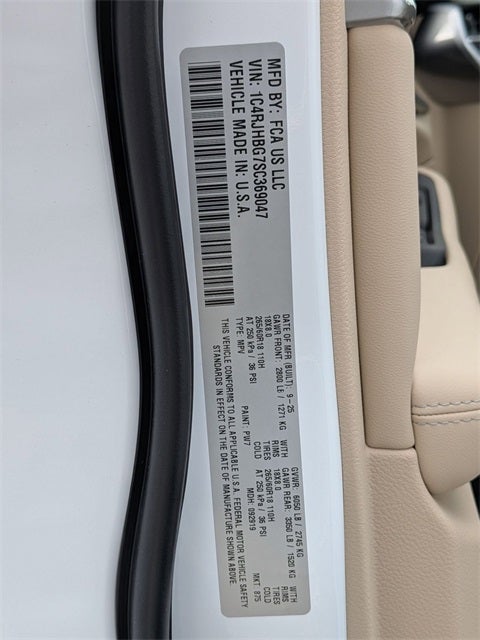 2025 Jeep Grand Cherokee GRAND CHEROKEE LIMITED 4X4