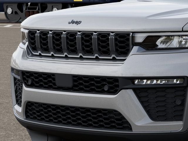 2026 Jeep Grand Cherokee 85th Anniversary Edition