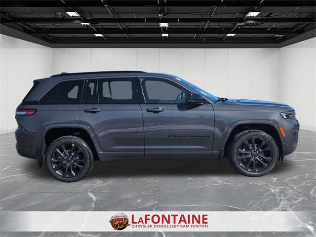 2026 Jeep Grand Cherokee GRAND CHEROKEE LIMITED RESERVE 4X4