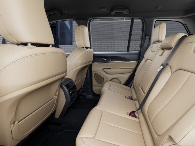 2027 Jeep Grand Cherokee GRAND CHEROKEE LIMITED 4X4