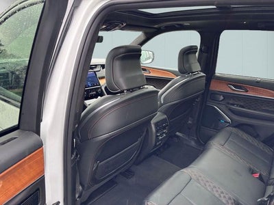 2022 Jeep Grand Cherokee Summit Reserve 4x4
