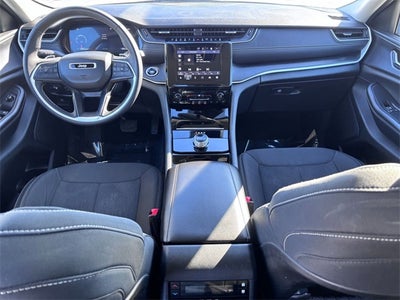 2023 Jeep Grand Cherokee L Laredo 4x4