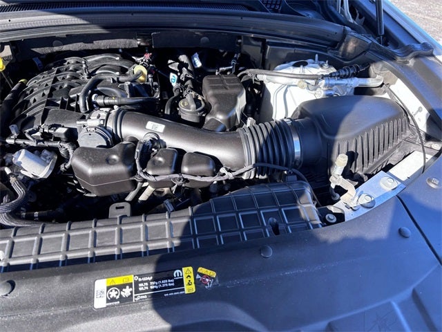 2023 Jeep Grand Cherokee L Laredo 4x4