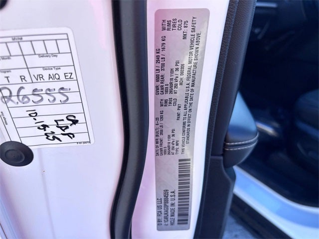 2023 Jeep Grand Cherokee L Laredo 4x4