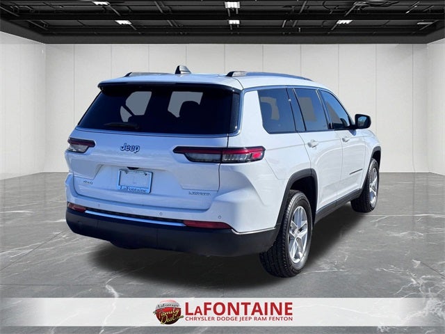 2023 Jeep Grand Cherokee L Laredo 4x4
