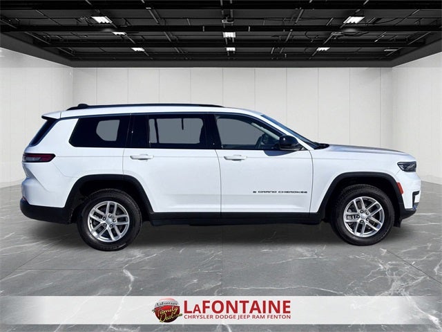 2023 Jeep Grand Cherokee L Laredo 4x4
