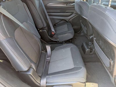 2023 Jeep Grand Cherokee L Laredo 4x4
