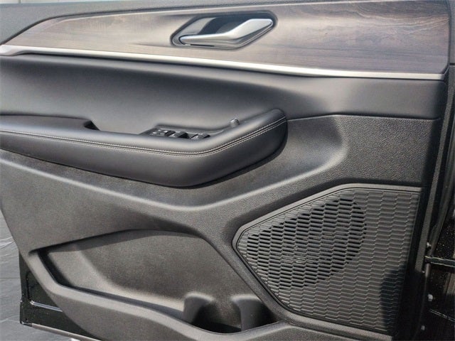 2026 Jeep Grand Cherokee L GRAND CHEROKEE L LAREDO ALTITUDE 4X4