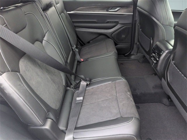 2026 Jeep Grand Cherokee L GRAND CHEROKEE L LAREDO ALTITUDE 4X4