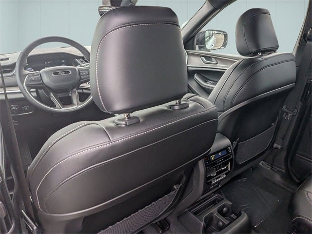 2025 Jeep Grand Cherokee L GRAND CHEROKEE L LIMITED 4X4