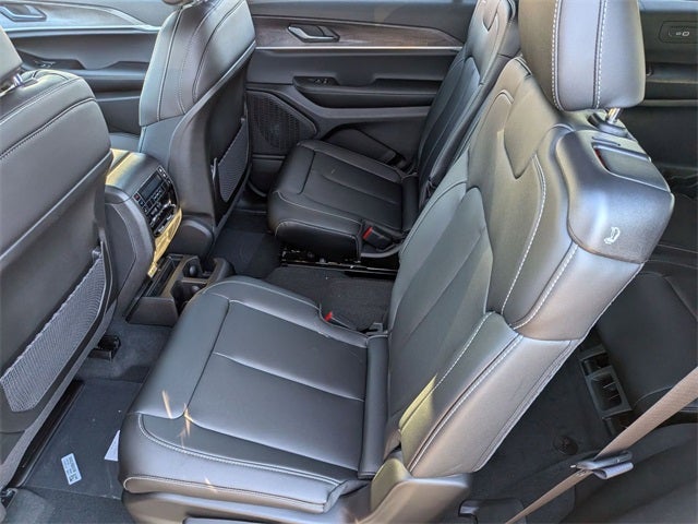 2025 Jeep Grand Cherokee L GRAND CHEROKEE L LIMITED 4X4