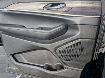 2025 Jeep Grand Cherokee L GRAND CHEROKEE L LIMITED 4X4