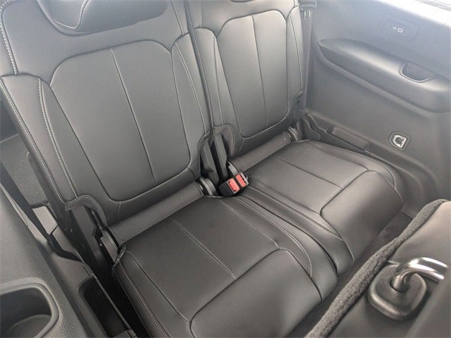 2025 Jeep Grand Cherokee L GRAND CHEROKEE L LIMITED 4X4