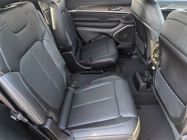 2026 Jeep Grand Cherokee GRAND CHEROKEE L LIMITED RESERVE 4X4