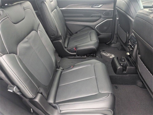 2026 Jeep Grand Cherokee GRAND CHEROKEE L LIMITED RESERVE 4X4