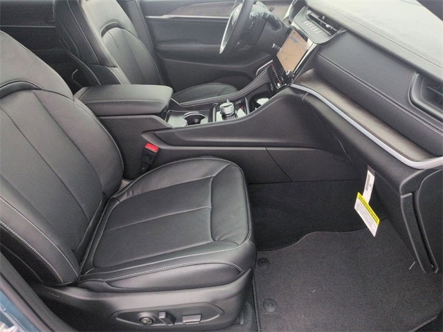 2026 Jeep Grand Cherokee GRAND CHEROKEE L LIMITED RESERVE 4X4