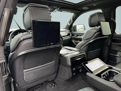 2024 Jeep Grand Wagoneer L Series III Obsidian 4x4