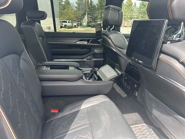 2024 Jeep Grand Wagoneer L Series III Obsidian 4x4