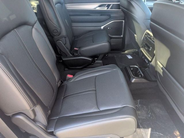 2026 Jeep Grand Wagoneer GRAND WAGONEER UPLAND 4X4