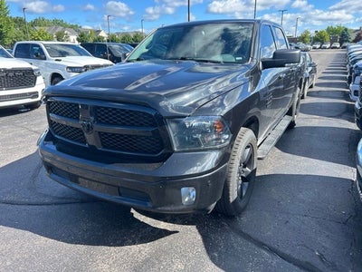 2018 RAM 1500 Big Horn Crew Cab 4x4 5'7' Box